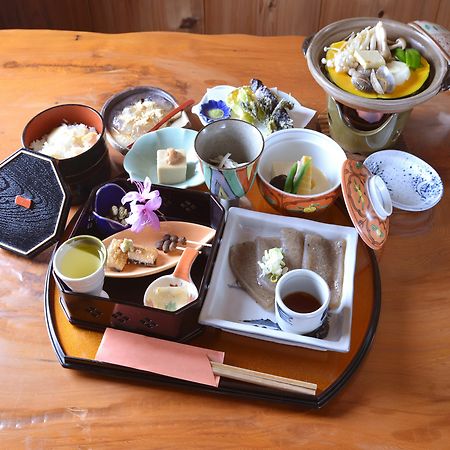 Nanzansou Hotell Ome Exteriör bild