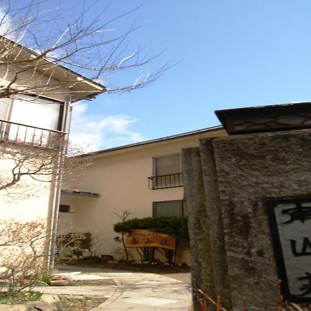 Nanzansou Hotell Ome Exteriör bild