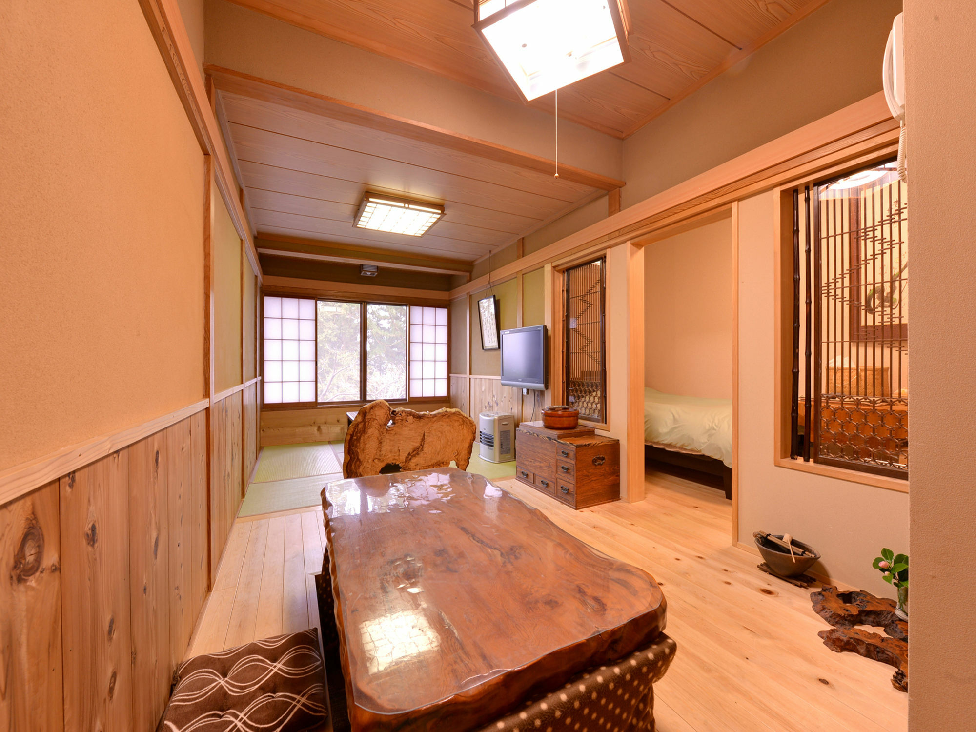 Nanzansou Hotell Ome Exteriör bild