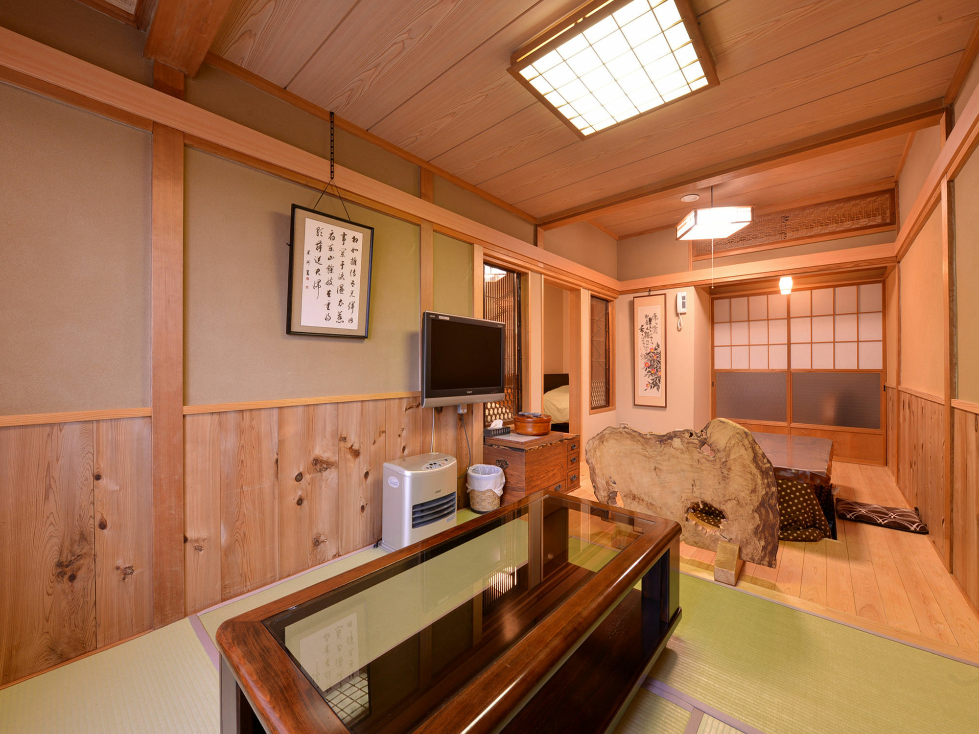 Nanzansou Hotell Ome Exteriör bild